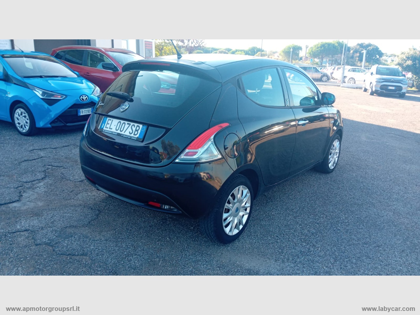 Ypsilon 1.2 69 CV 5p. Silver - immagine 4