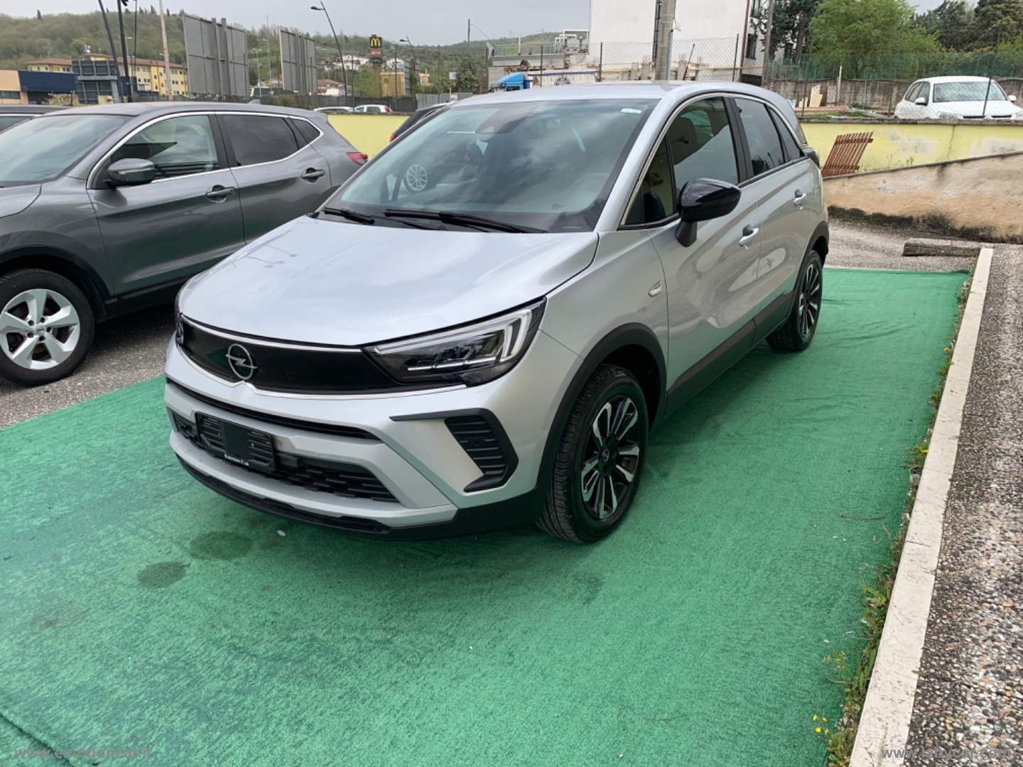 Crossland 1.2 T. 12V 110 CV S&S Elegance - 2023 - immagine 4