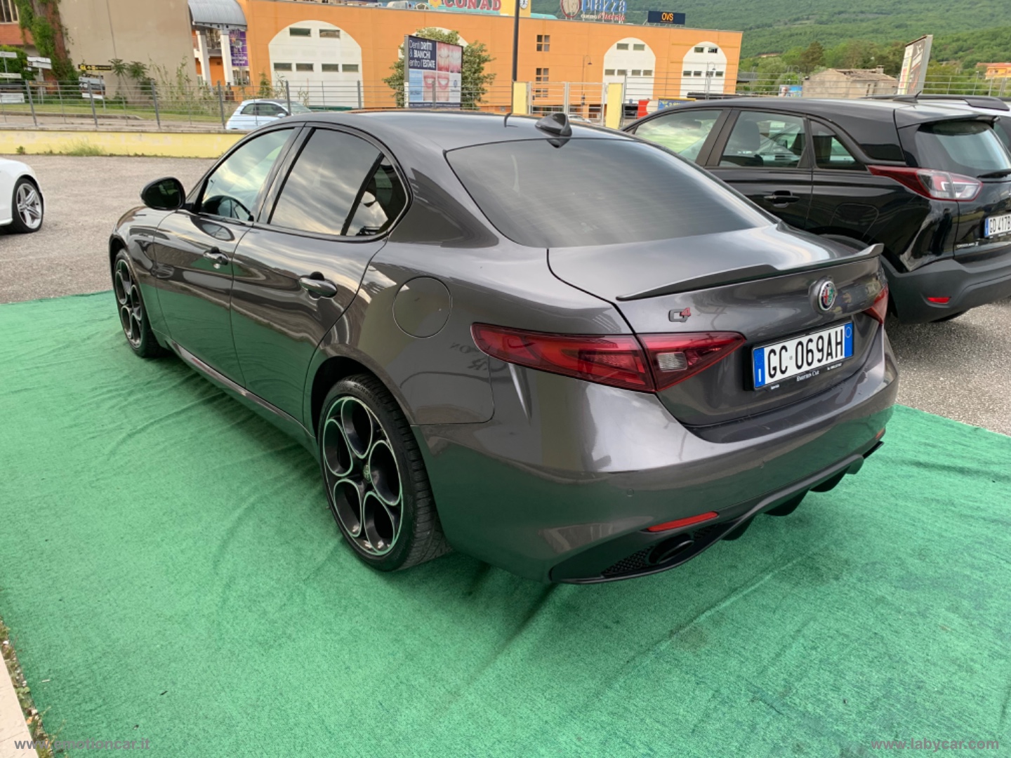 Giulia 2.2 TD 210 CV AT8 AWD Q4 Veloce - 2020 - immagine 4