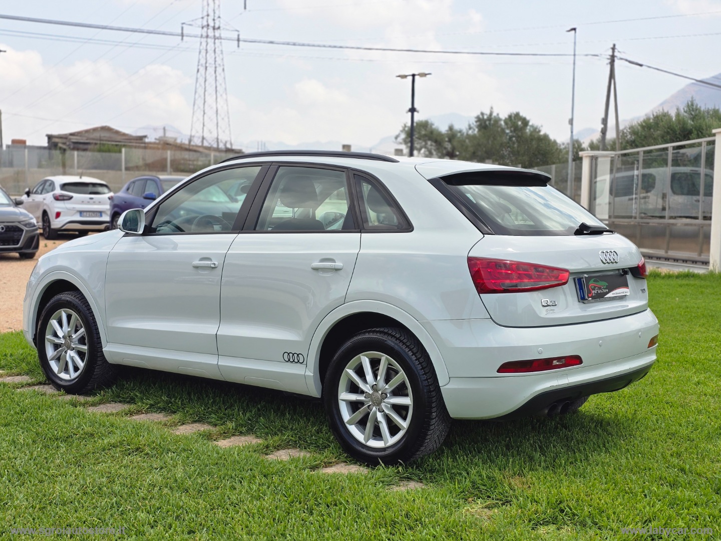Q3 2.0 TDI Business - immagine 4