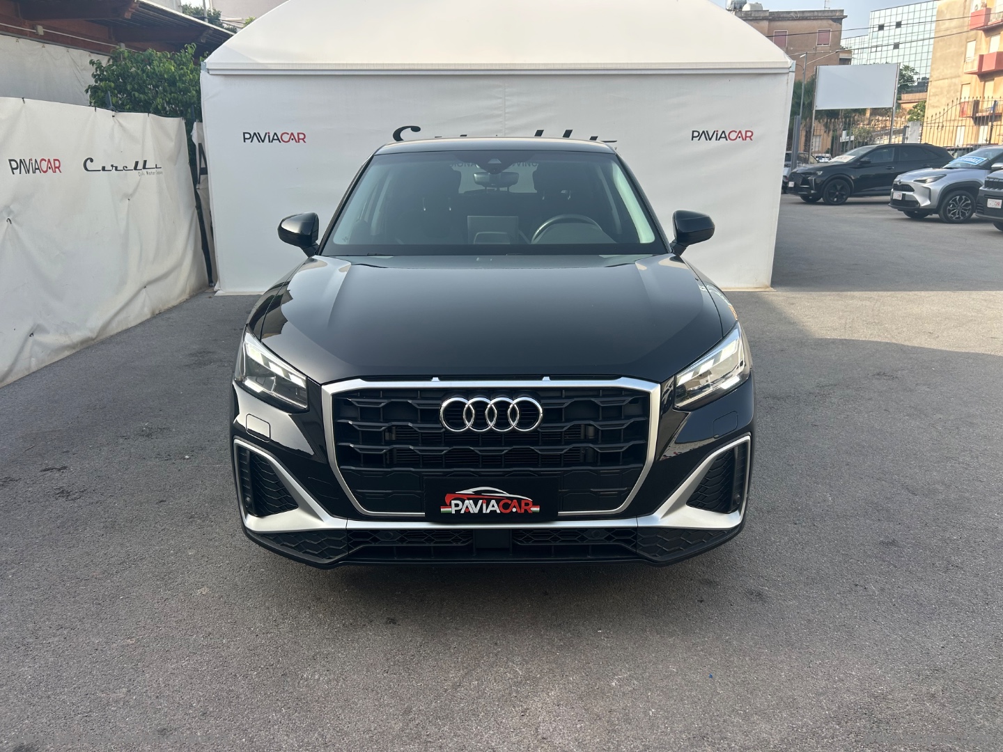 Q2 35 TFSI S tronic Identity Black - immagine 4