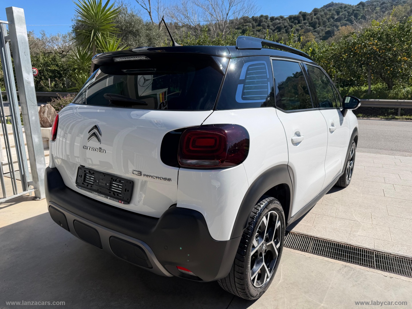 C3 Aircross BlueHDi 110 S&S Shine Pack - immagine 4