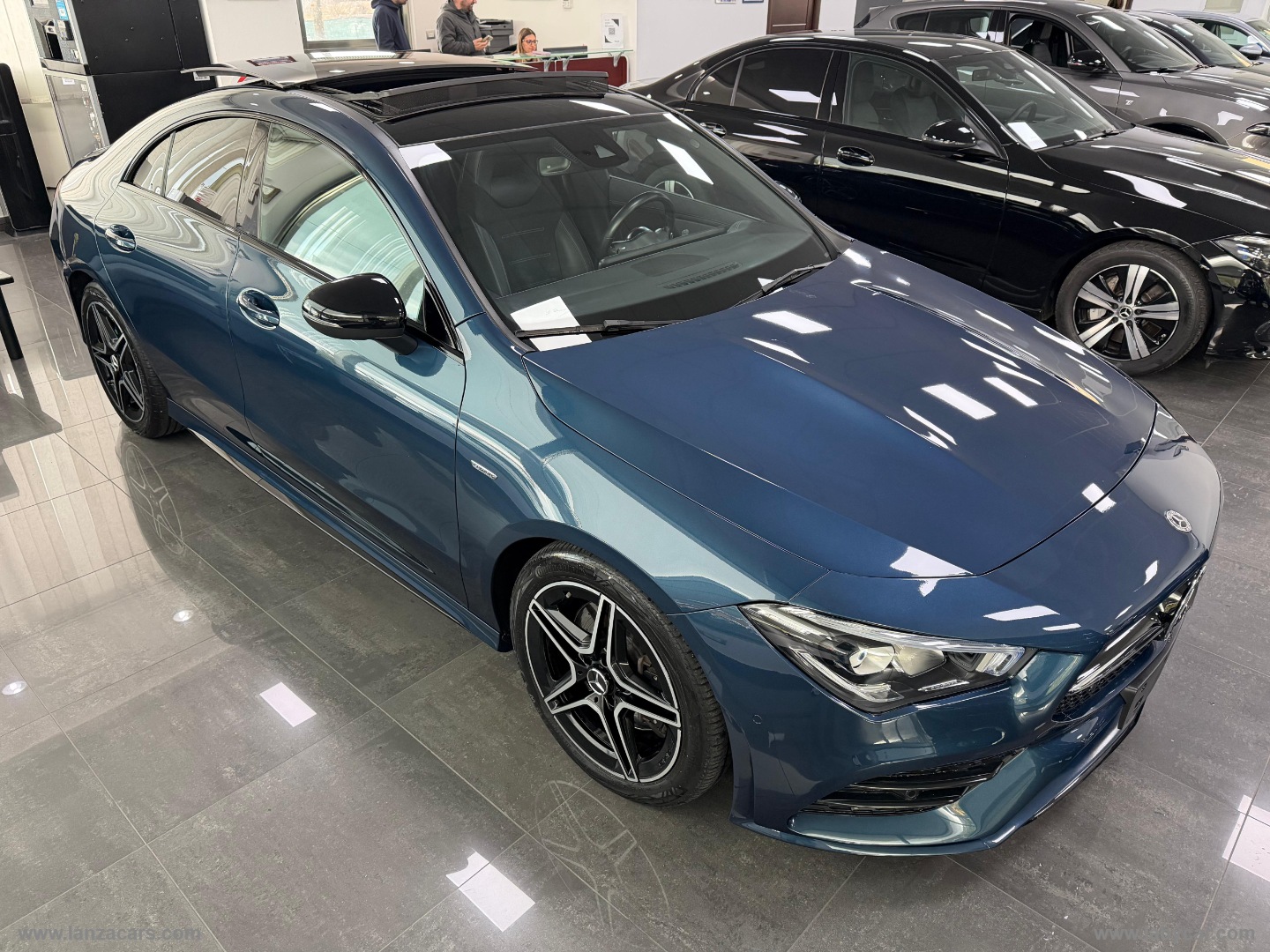 CLA 200 d Automatic AMG Line Premium - immagine 4
