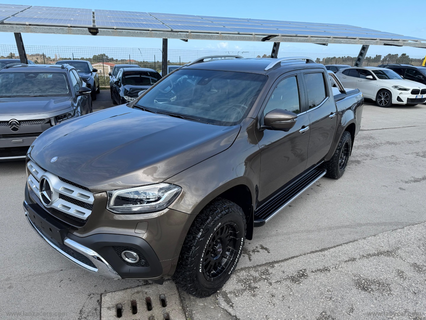 X 250 d 4Matic Pure - immagine 4