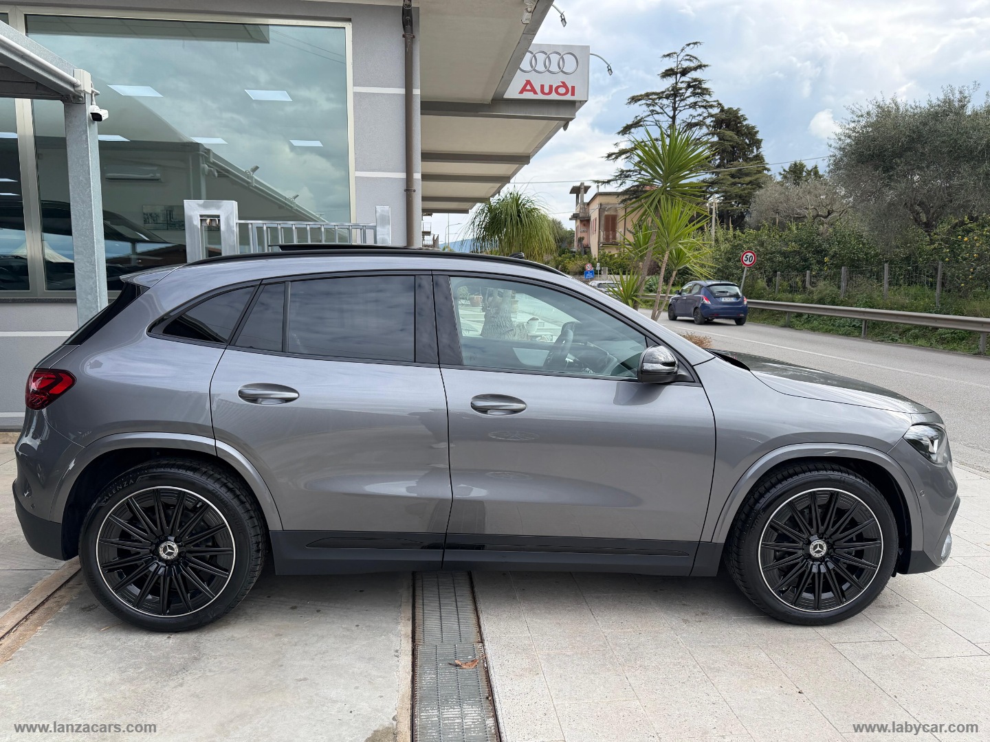 GLA 200 d Automatic AMG Line Adv.Plus - immagine 4