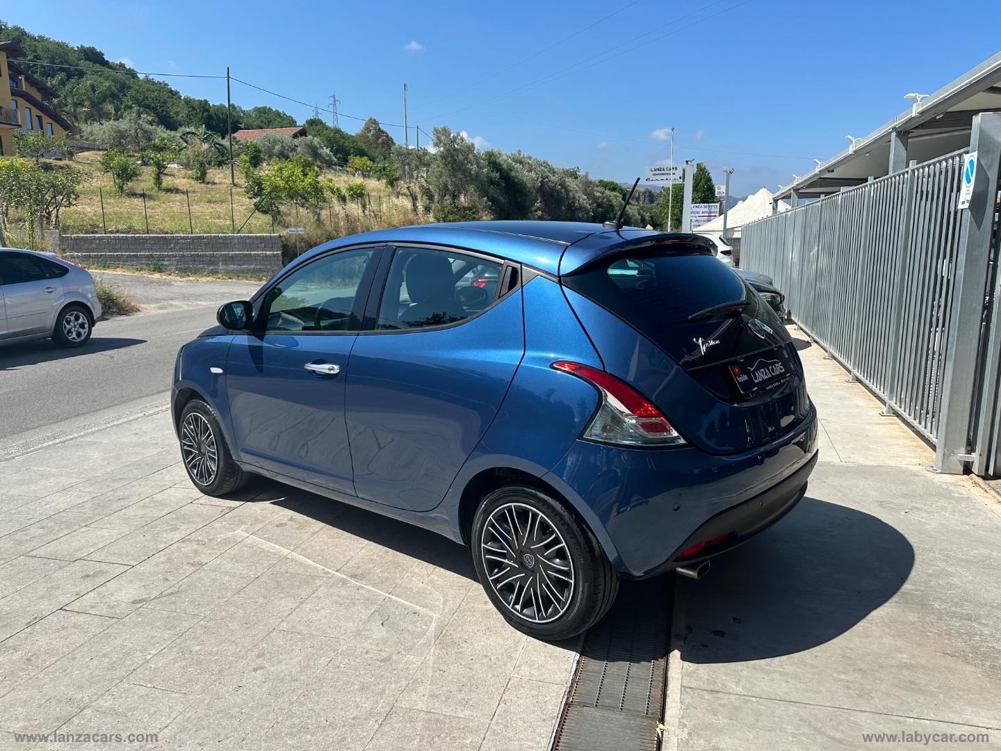 Ypsilon 1.0 FireFly 5p.S&S Hybryd Gold - immagine 4