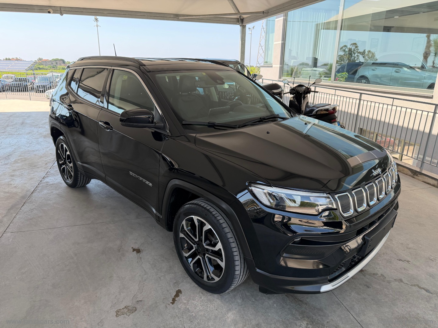 Compass 1.6 Mjt II 2WD Limited - immagine 4