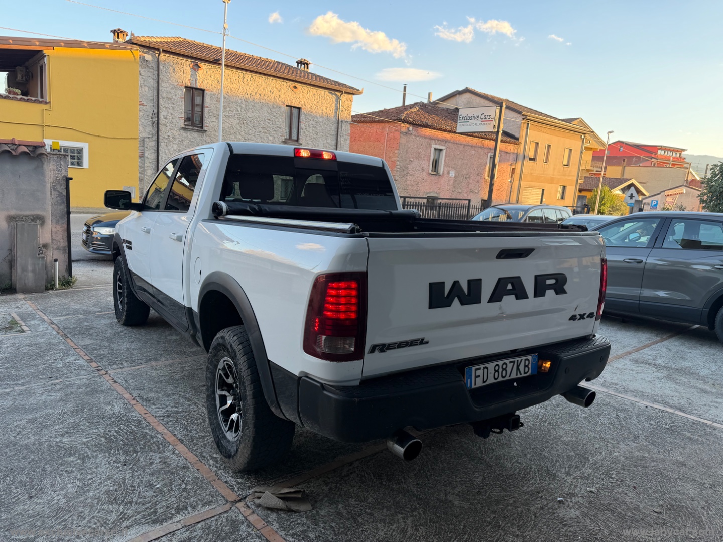 RAM 1500 5.7 V8 Crew Cab MB LaRamie 401cv at8 GPL AUTOCARRO - immagine 4