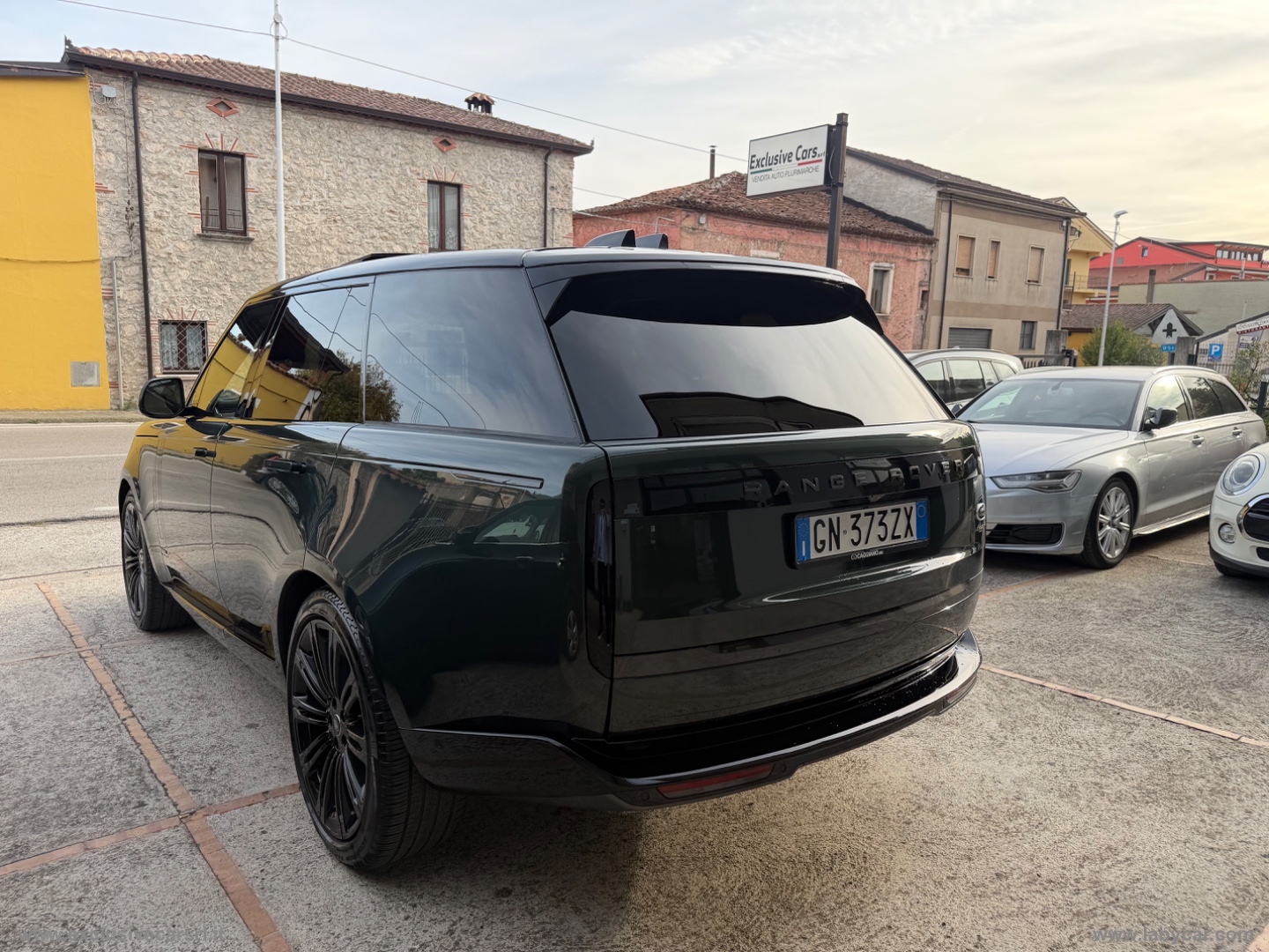 Range Rover 3.0D l6 350CV Autobiog. LWB POSS. SUB LEASING - immagine 4