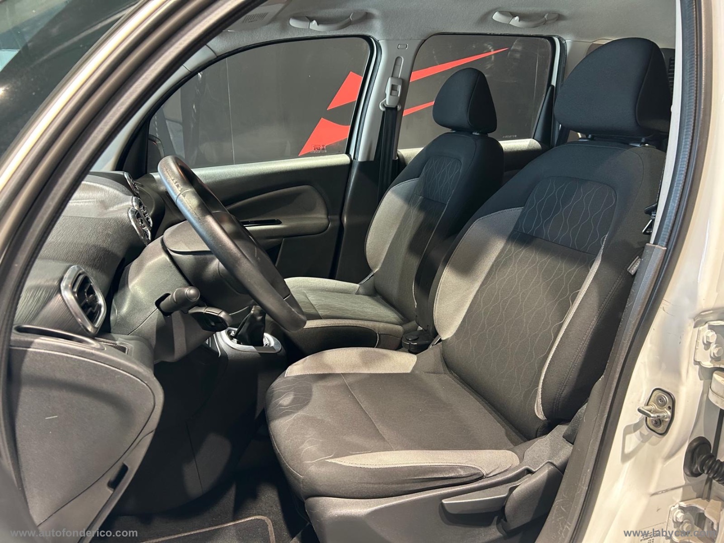 C3 Picasso 1.6 HDi 90 Exclusive - immagine 4