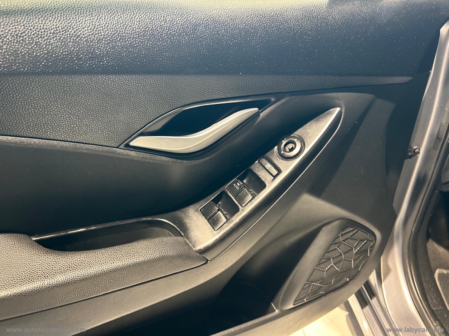 ix20 1.4 CRDI 90 CV Style - immagine 4