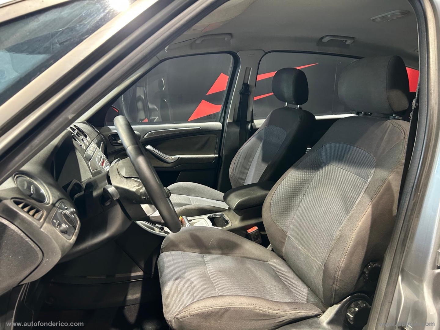 S-Max 1.8 TDCi 125 CV Titanium - immagine 4