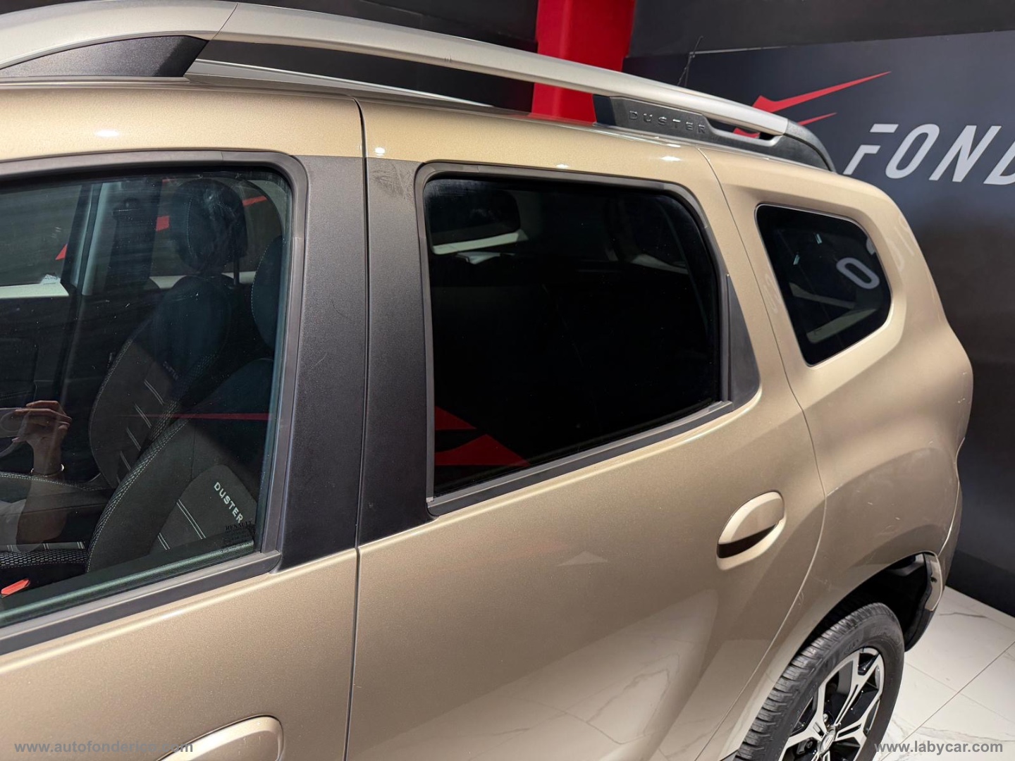 Duster 1.0 TCe 100 CV 4x2 Prestige - immagine 4