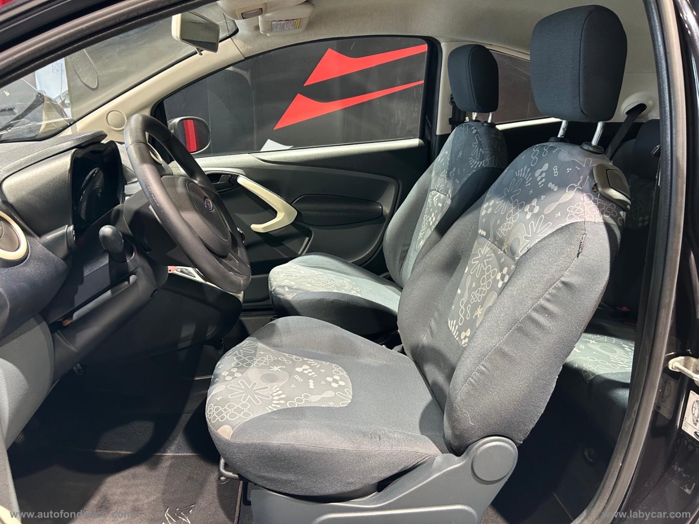 Ka+ 1.2 8V 69 CV Titanium - immagine 4