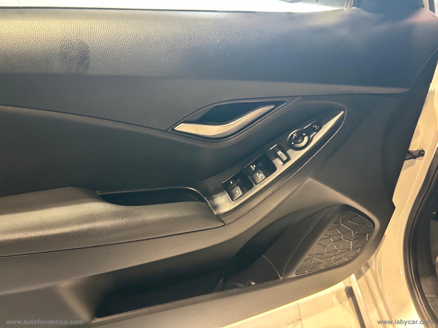 ix20 1.4 CRDI 90 CV Style - immagine 4
