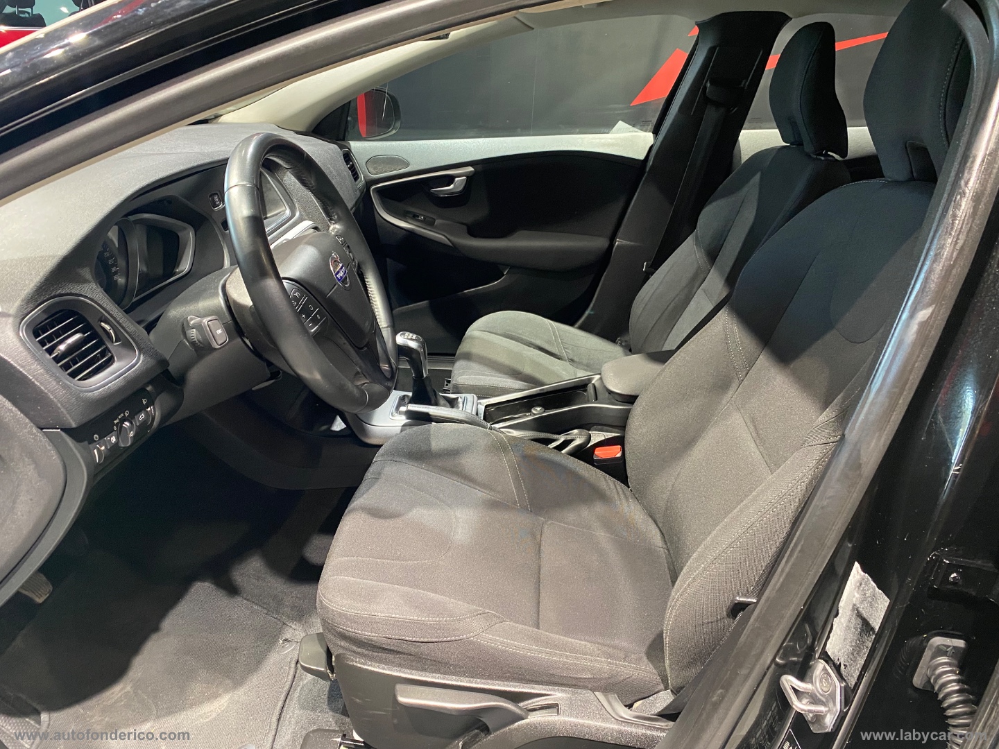 V40 Cross Country D2 1.6 Kinetic - immagine 4
