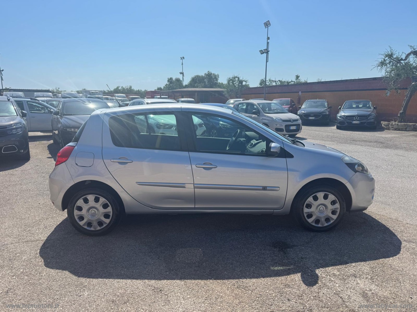 CLIO YAHOO 1.2 75CV GPL - immagine 4