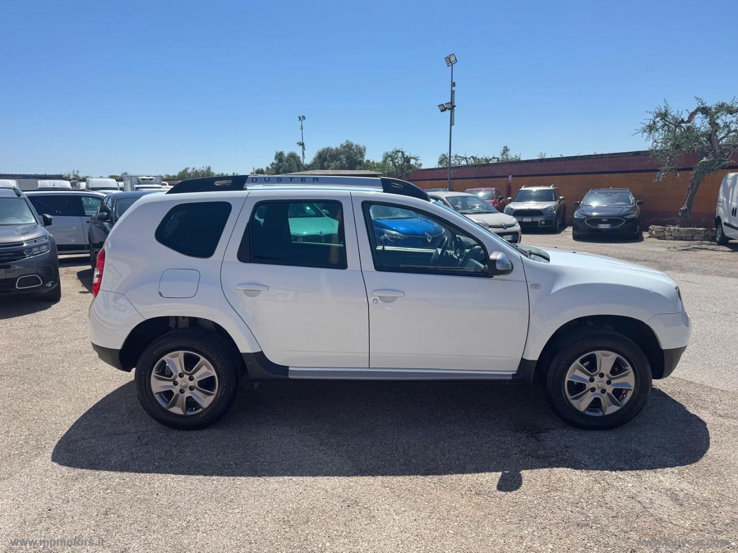 DUSTER LAUREATE 1.5 dCi 110 CV - immagine 4