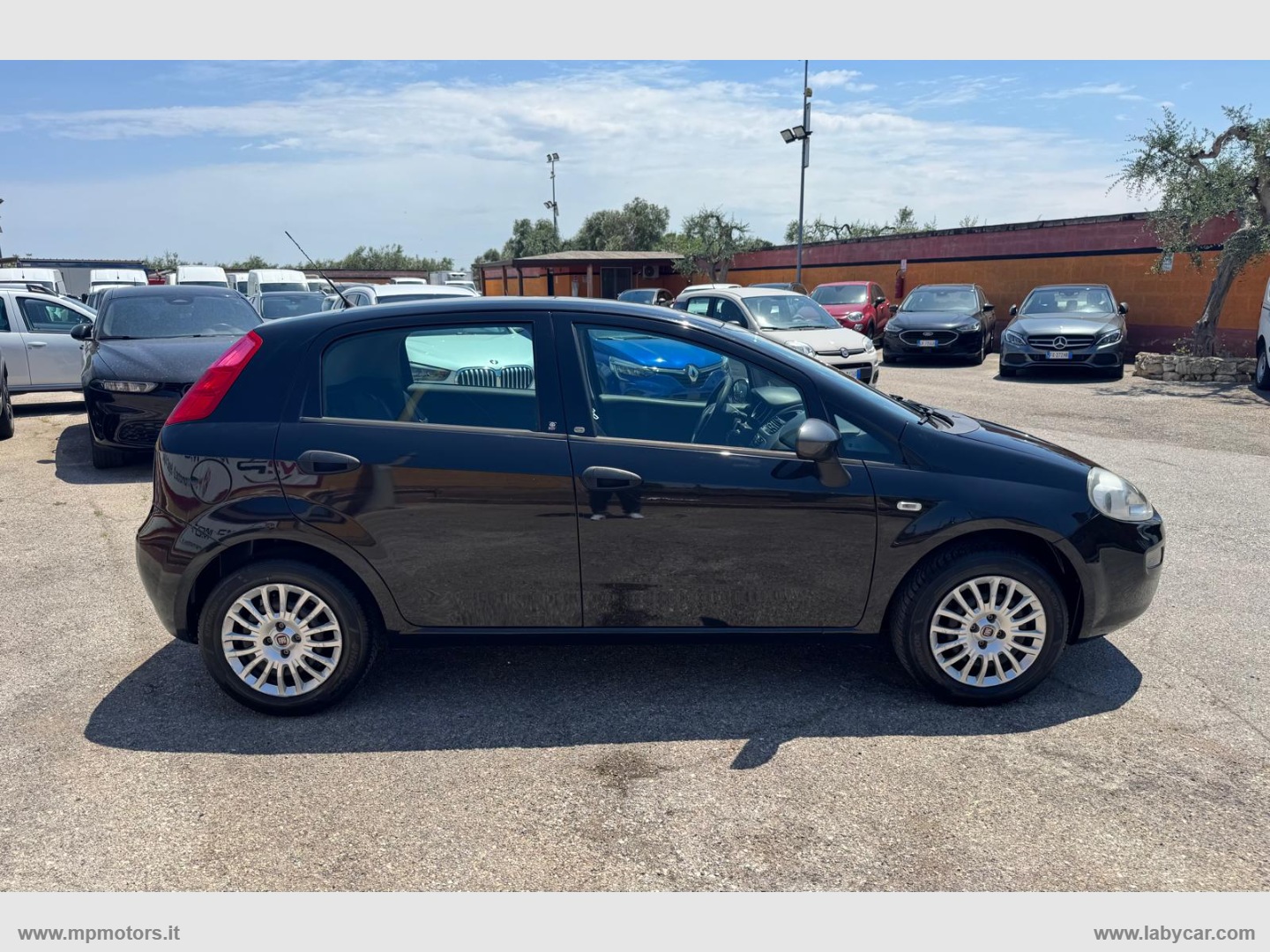 PUNTO STREET 1.2 69CV - immagine 4
