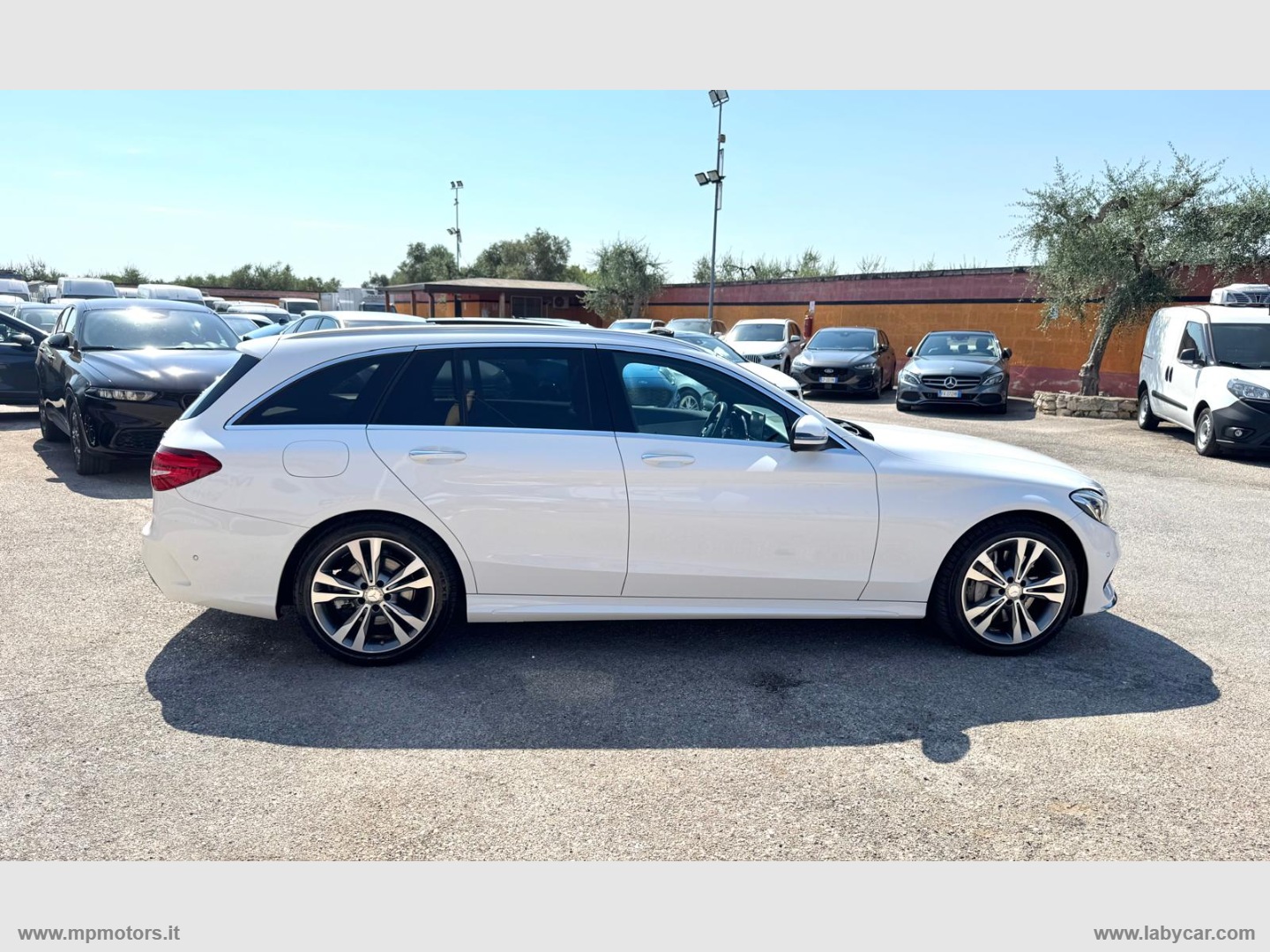 C 250 2.2 204CV PREMIUM AMG 4MATIC AUTO - immagine 4