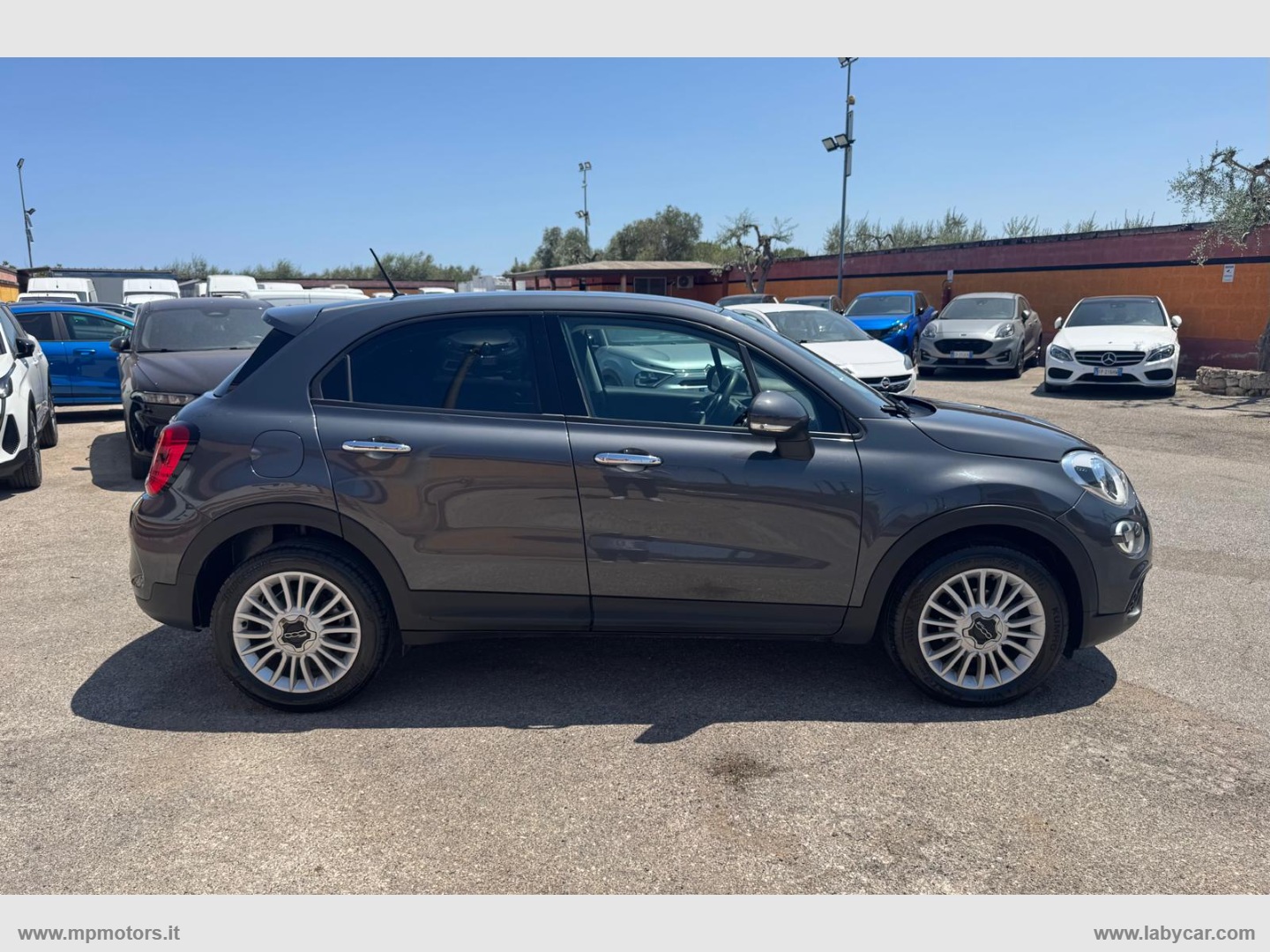 500X CONNECT 1.0 T3 120CV - immagine 4