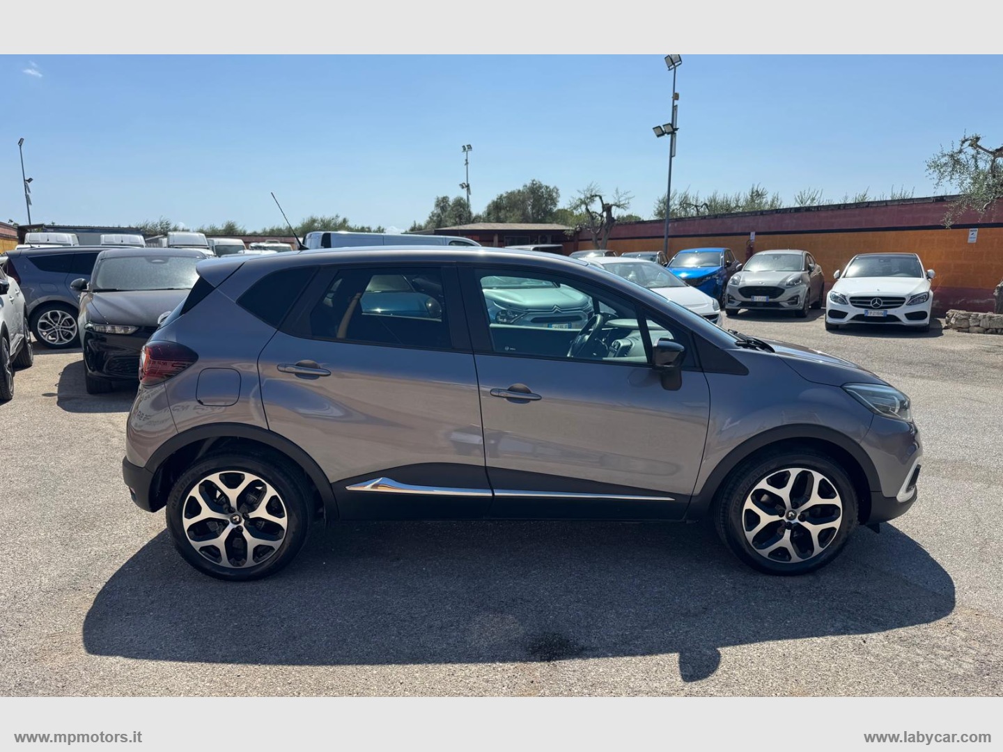 CAPTUR BUSINESS 1.5 DCi 90CV AUTOMATICA - immagine 4