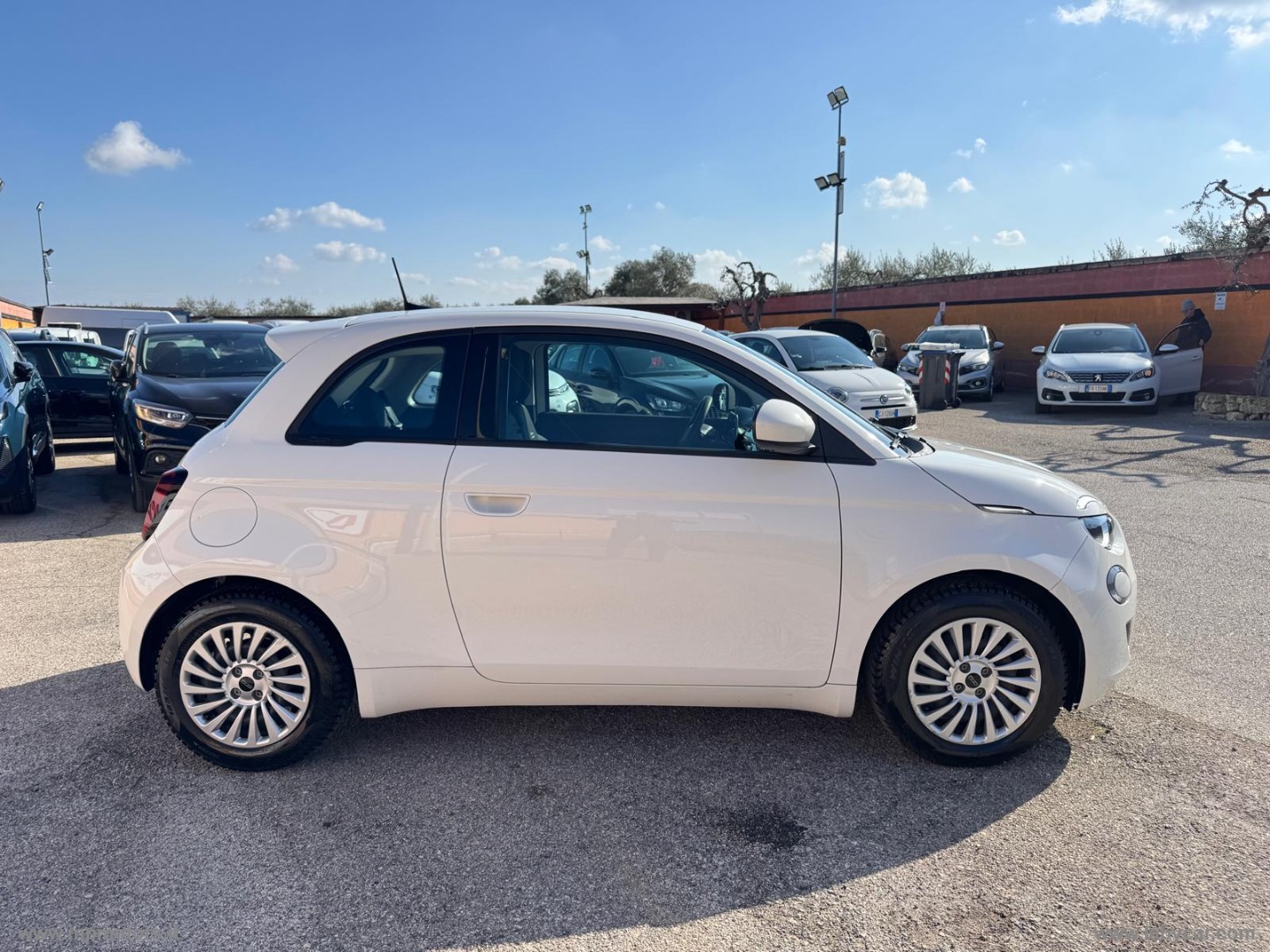 500 ACTION BERLINA 43KW - immagine 4