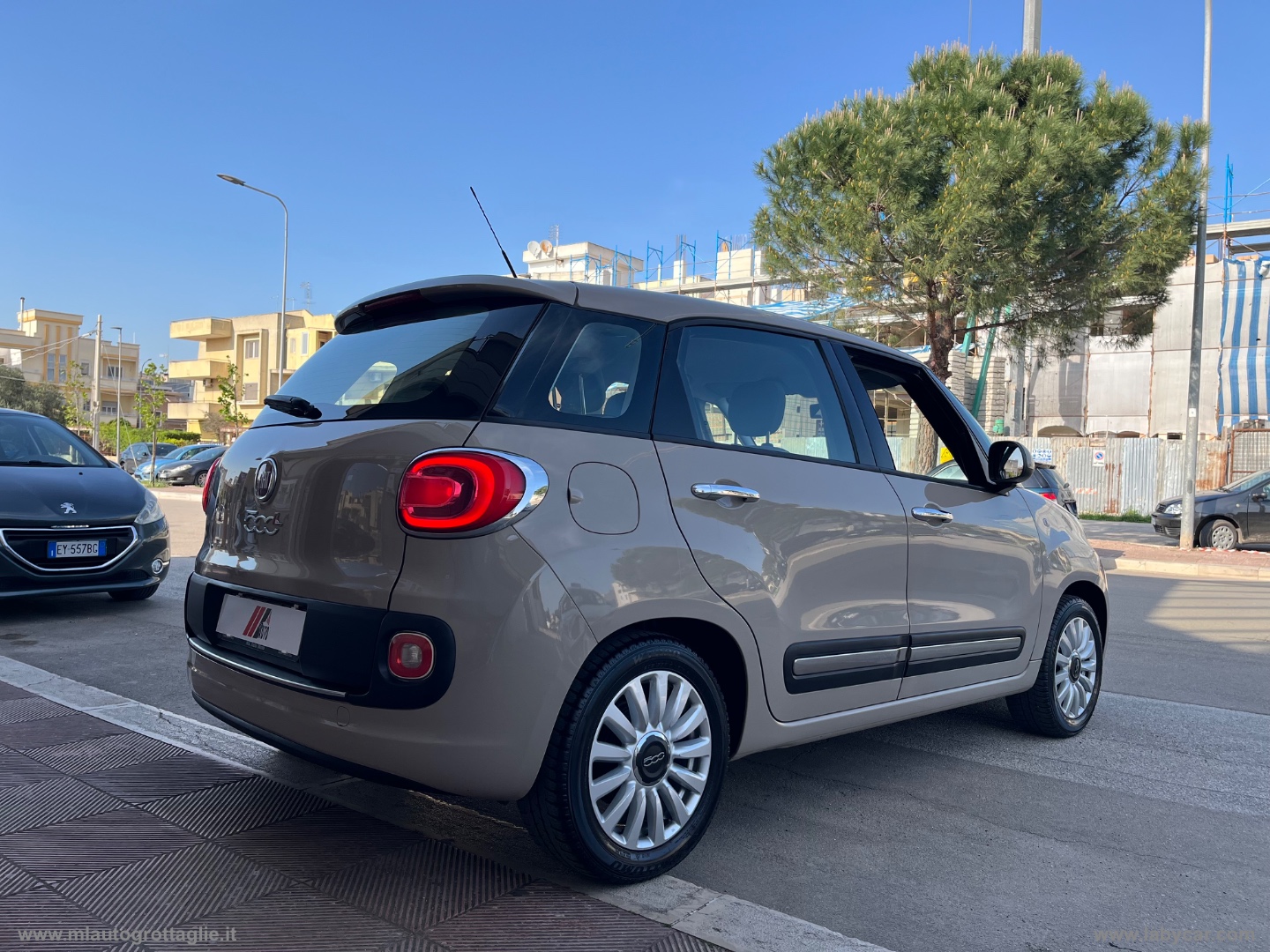 500L 1.4 95 CV Lounge - immagine 4