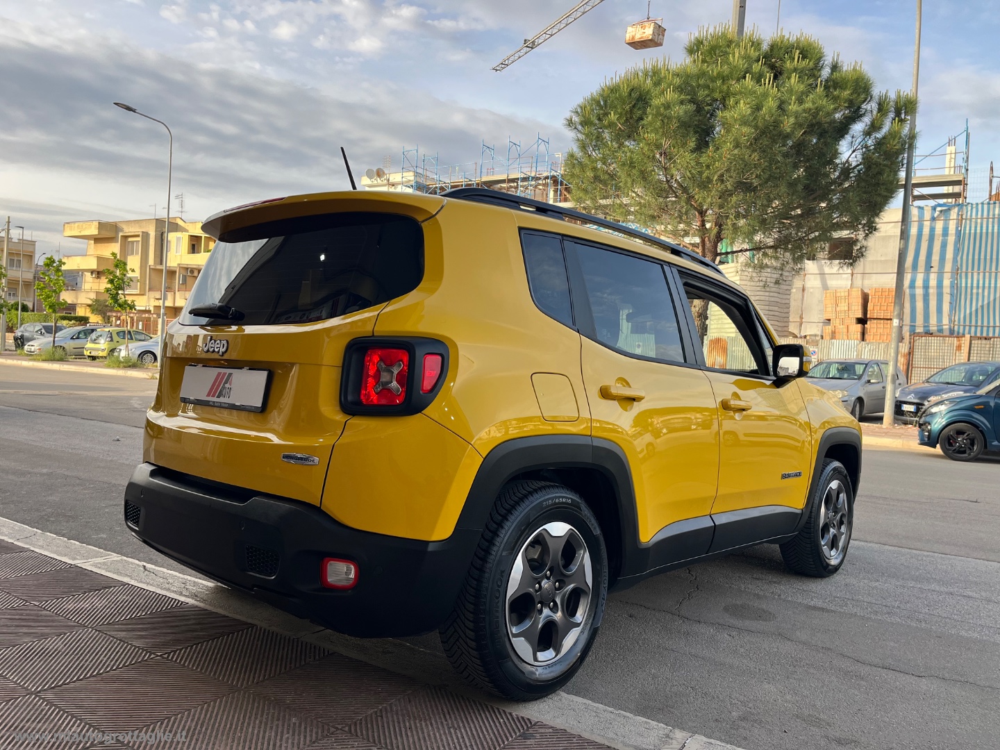 Renegade 1.6 Mjt 120CV Longitude - immagine 4