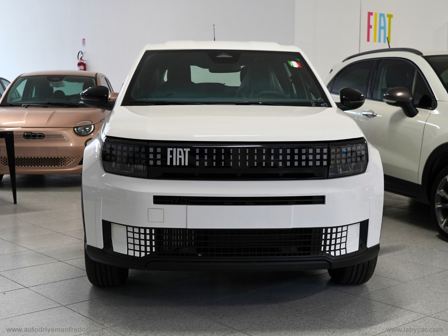 Grande Panda 1.2 Hybrid 110 CV S&S Icon - immagine 4