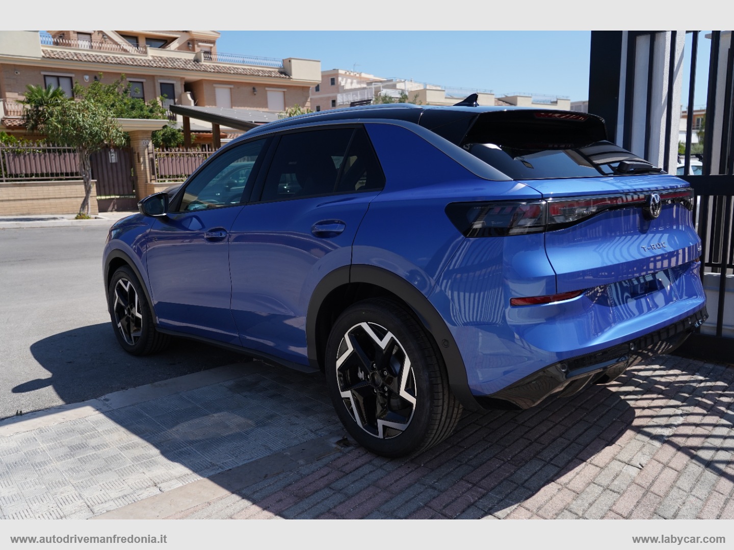 T-Roc 1.5 TSI ACT R-Line - immagine 4