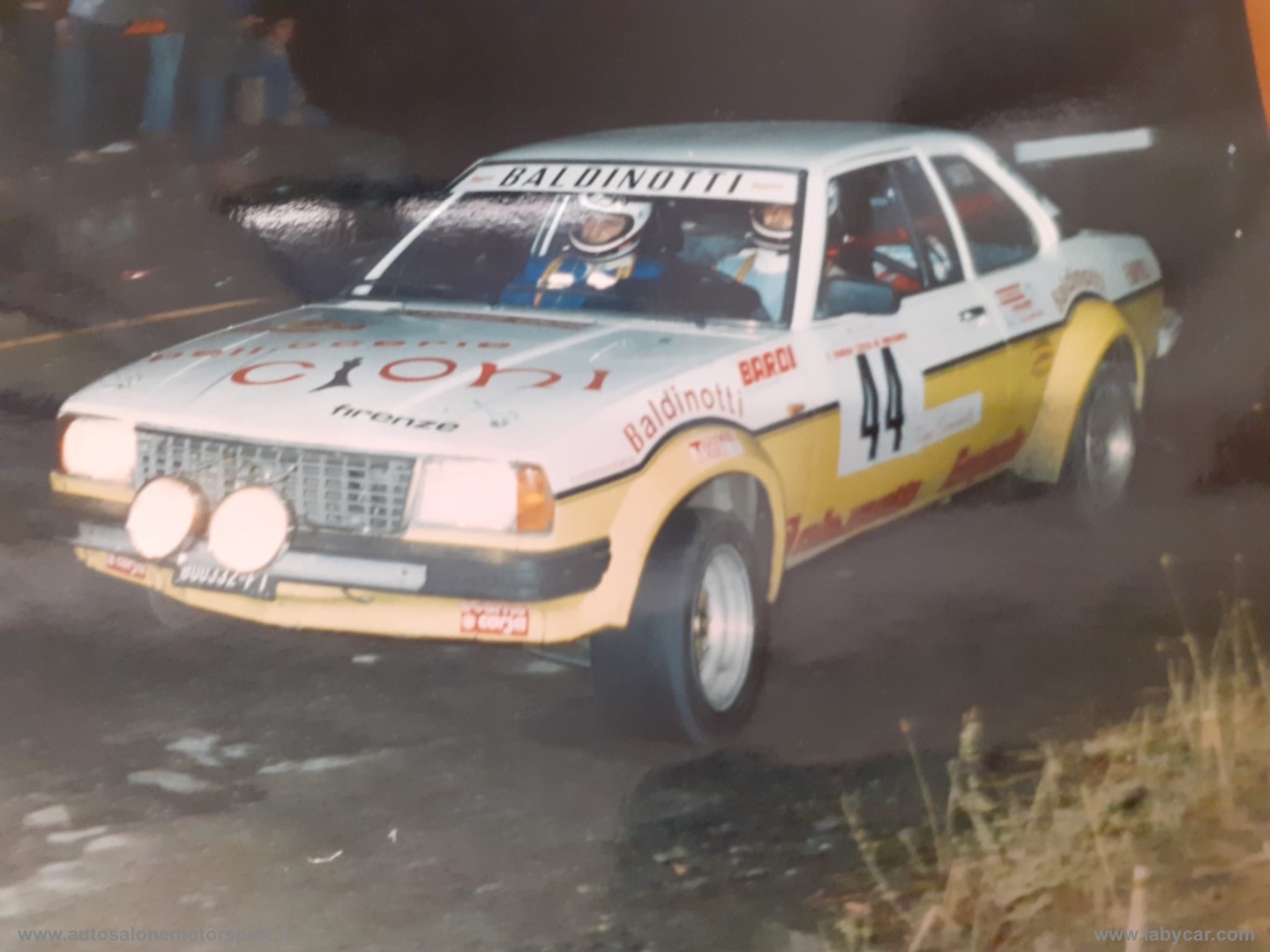 Ascona 2.0i 4p. CD OPEL ASCONA 2.0 SR GRUPPO 2 RALLY - immagine 4