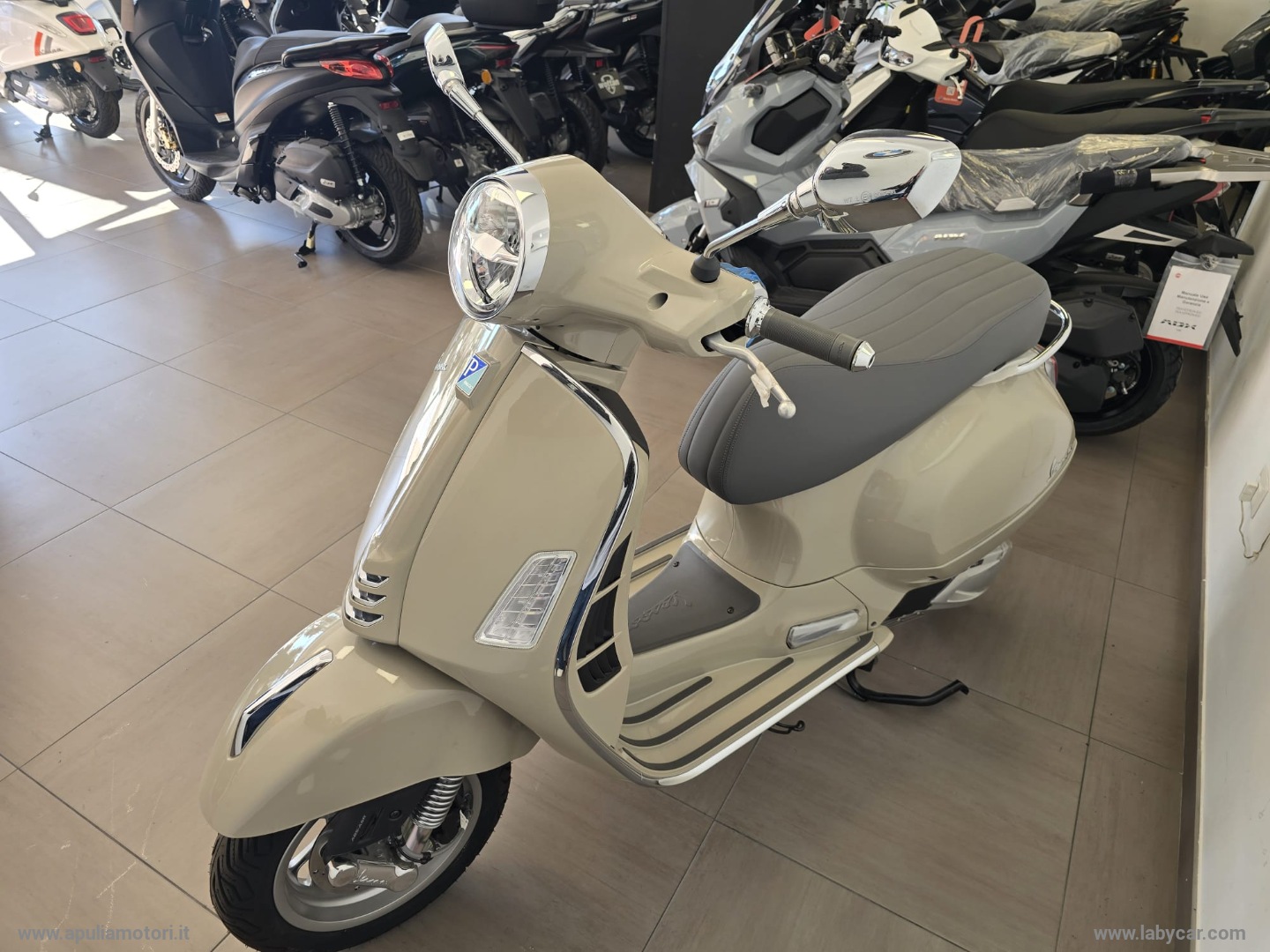 VESPA GTS 310CC - immagine 4