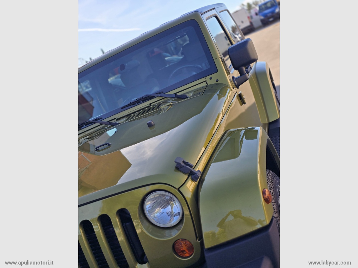 Wrangler 2.8 CRD Sport Auto SAHARA - immagine 4