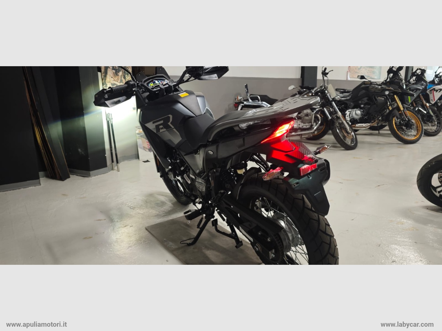 NH-R 125 - immagine 4