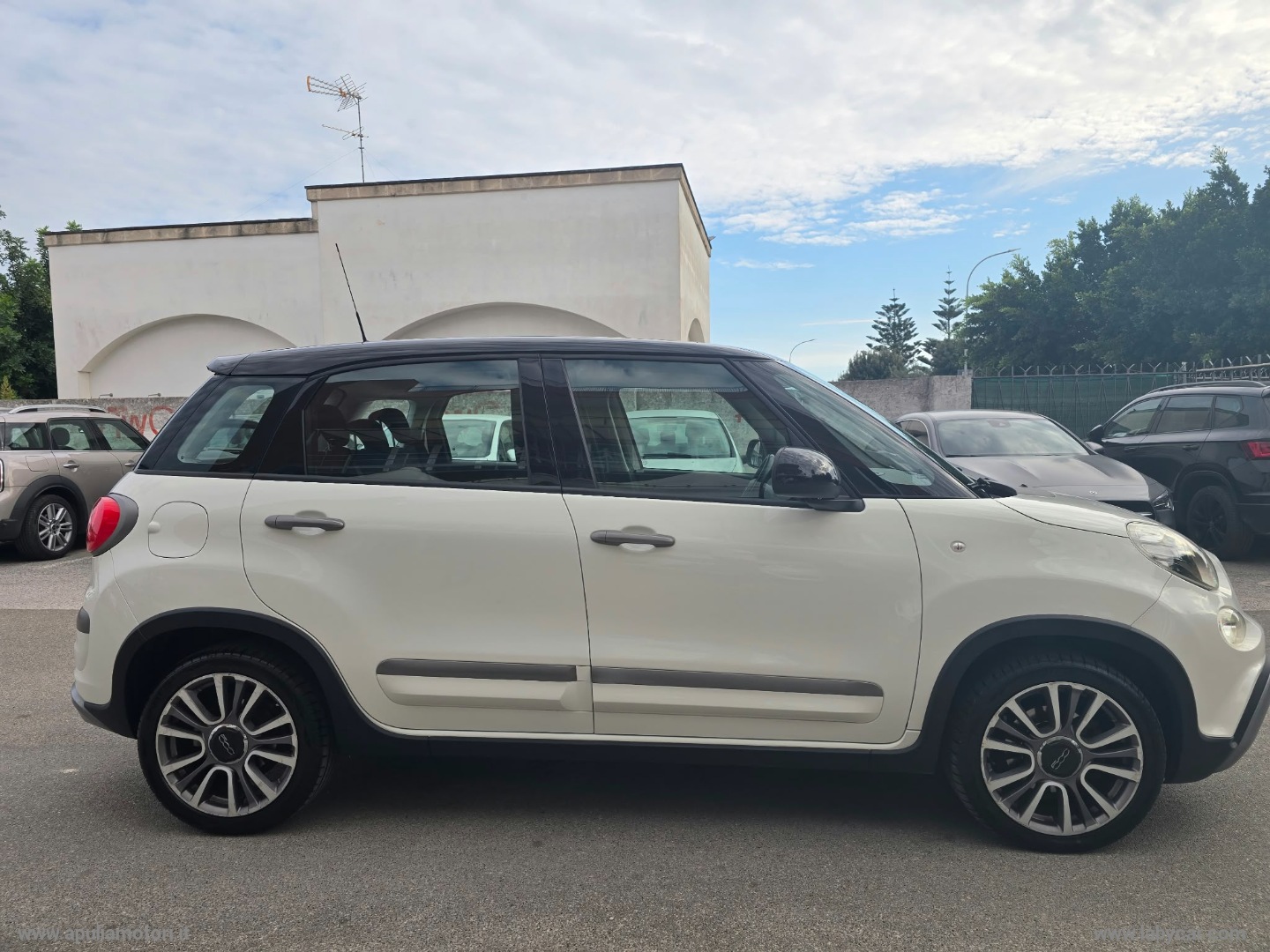 500L 1.3 MJT 95 CV Trekking - immagine 4