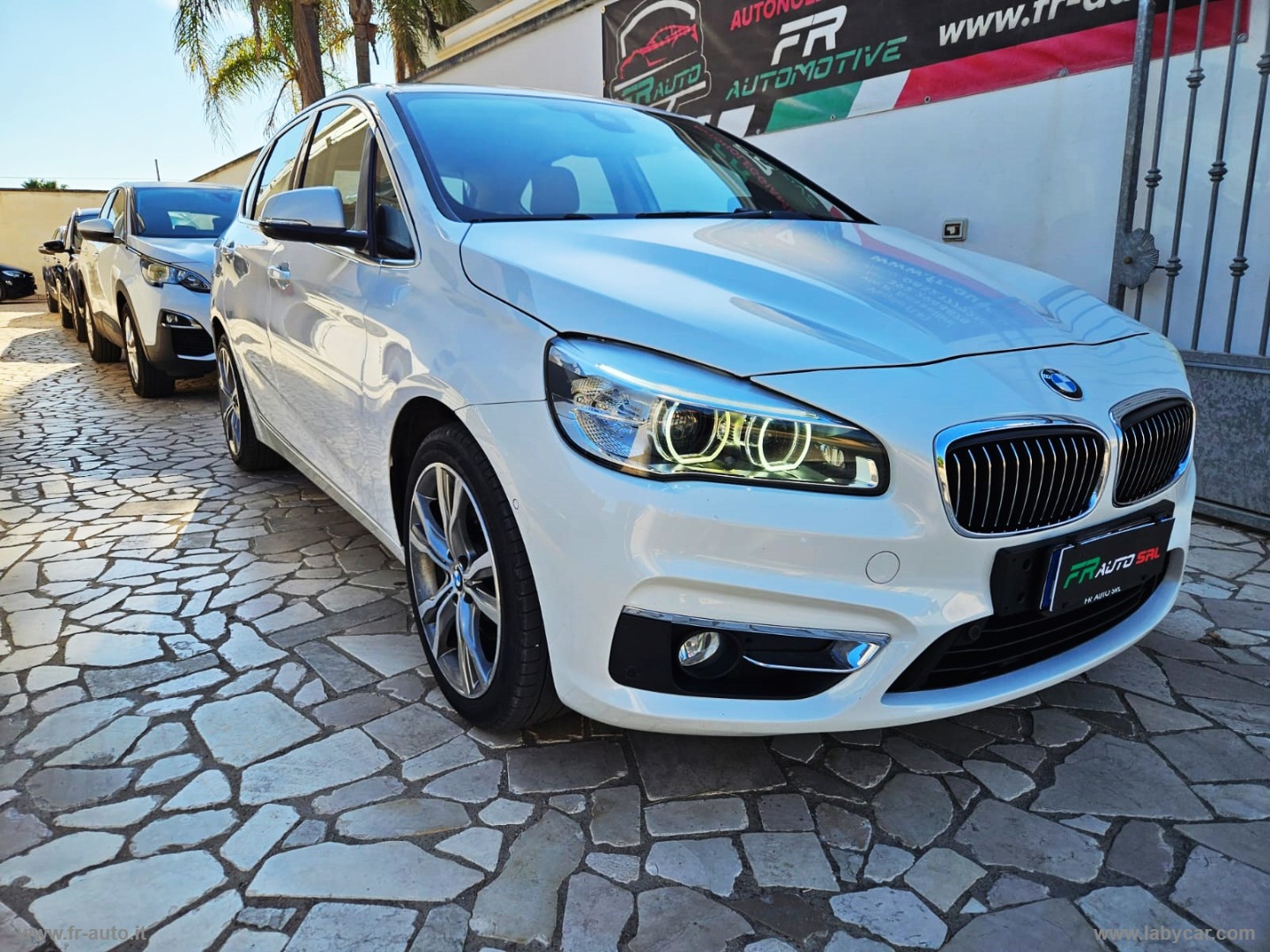 218d xDrive Active Tourer Luxury aut. - immagine 4