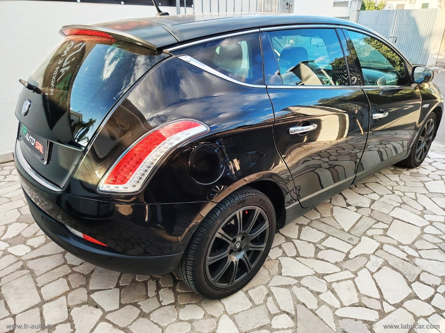 Delta 1.9 MJT Twinturbo Executive - immagine 4