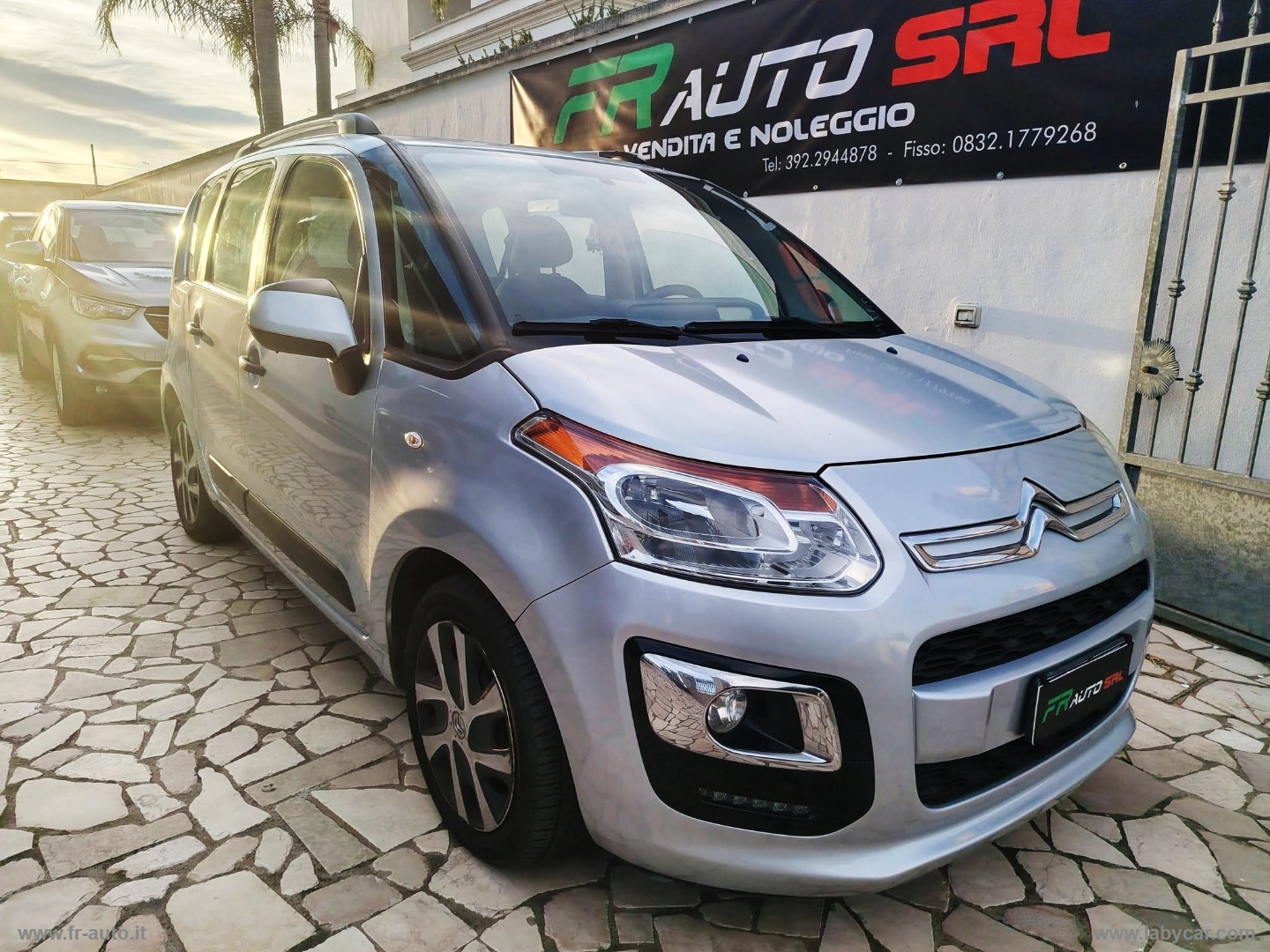 C3 Picasso BlueHDi 100 Exclusive - immagine 4