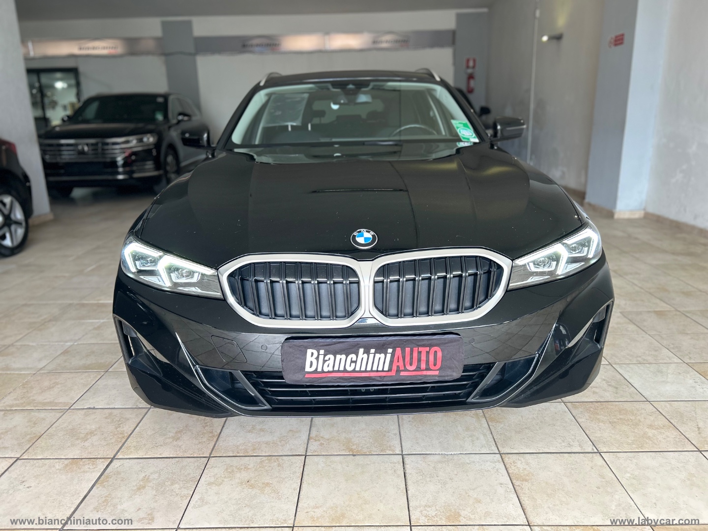 318d 48V Touring - immagine 4