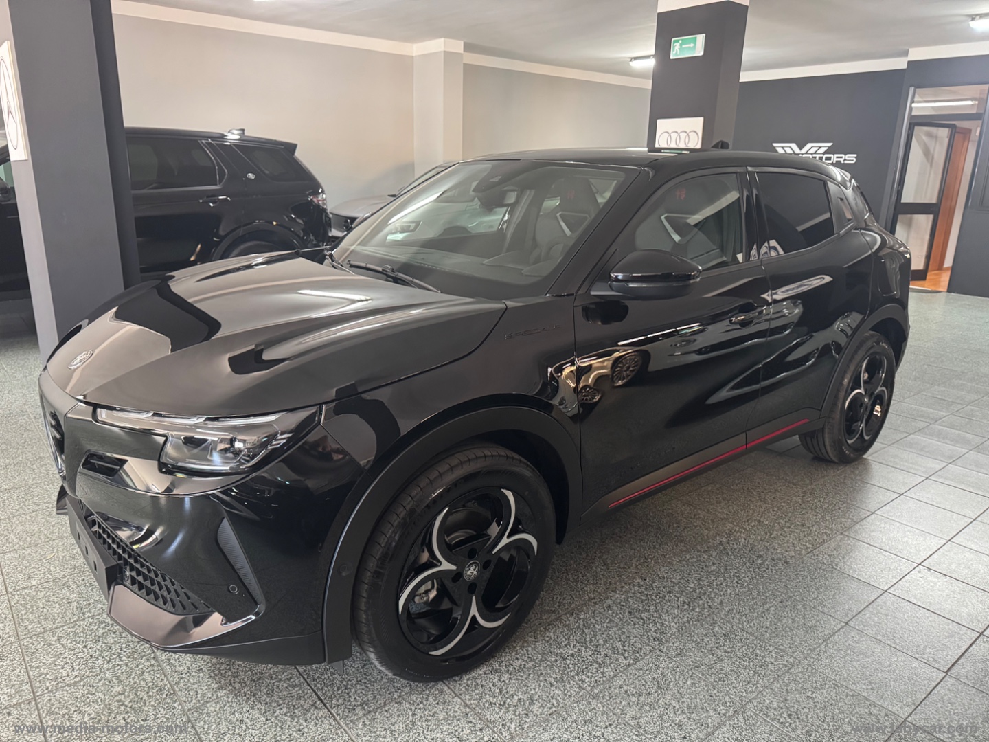 Junior 1.2 136 CV Hybrid eDCT6 Speciale - immagine 4