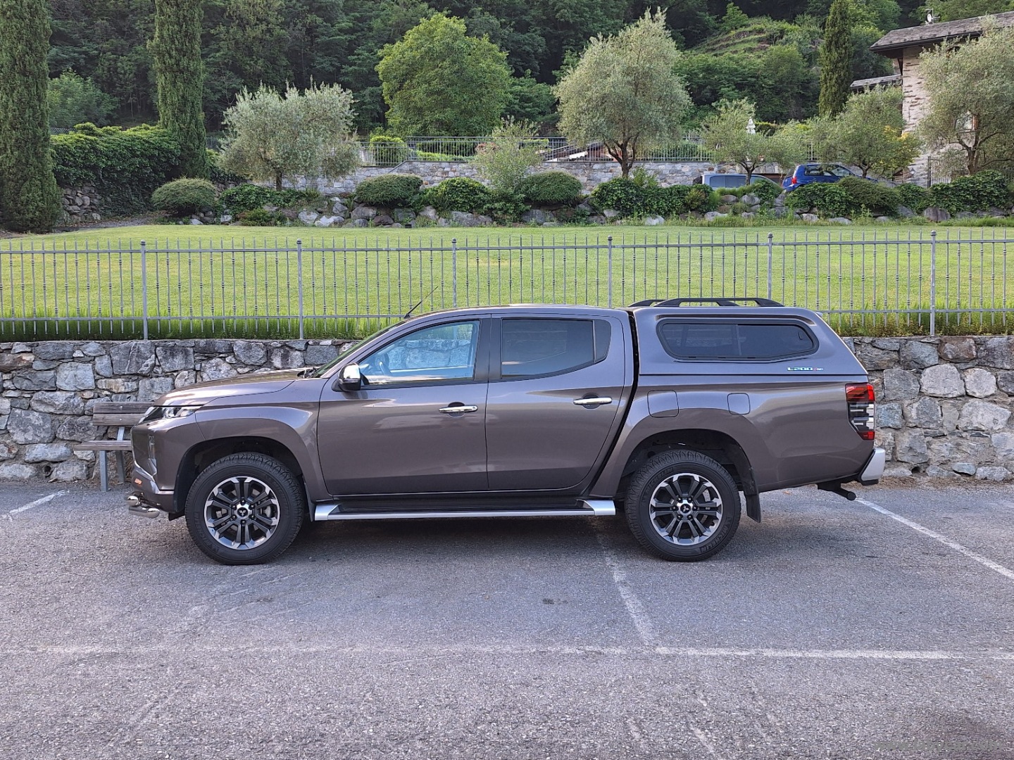 L200 2.3 D DoubleCab 4x4 Intense HARD TOP BLOCC - immagine 4