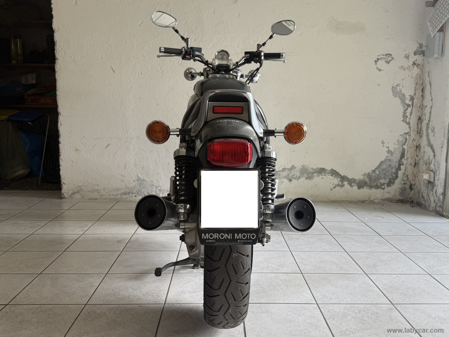 VMAX 1200 - immagine 4