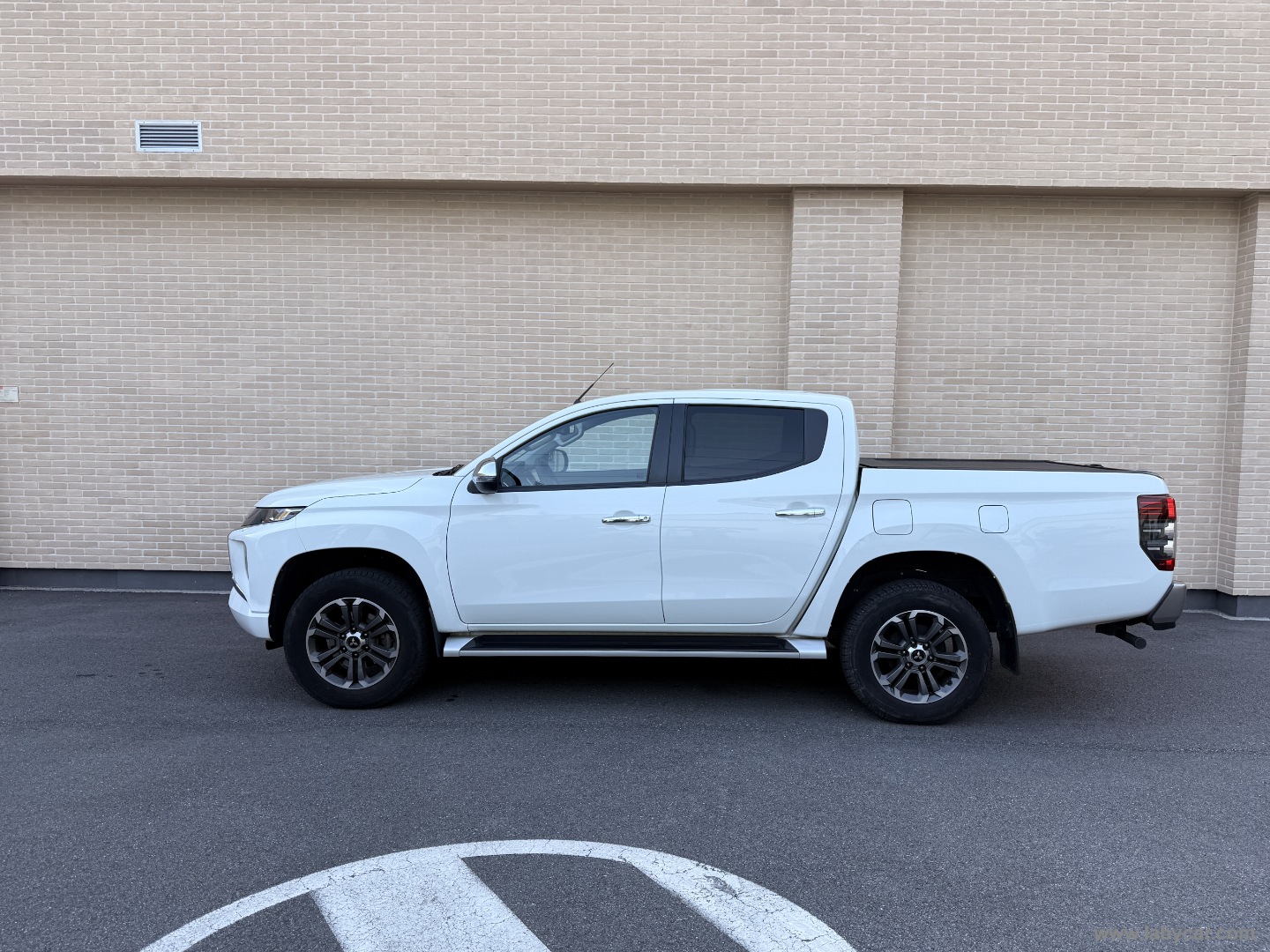 L200 2.3 D DoubleCab 4x4 RIDOTTE E BLOCCAGGIO - immagine 4