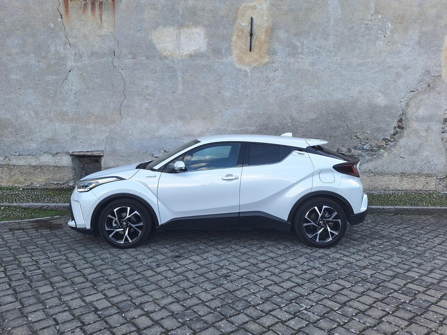C-HR 1.8 Hybrid E-CVT TREND GARANZIA UFF. TAGLIANDI - immagine 4