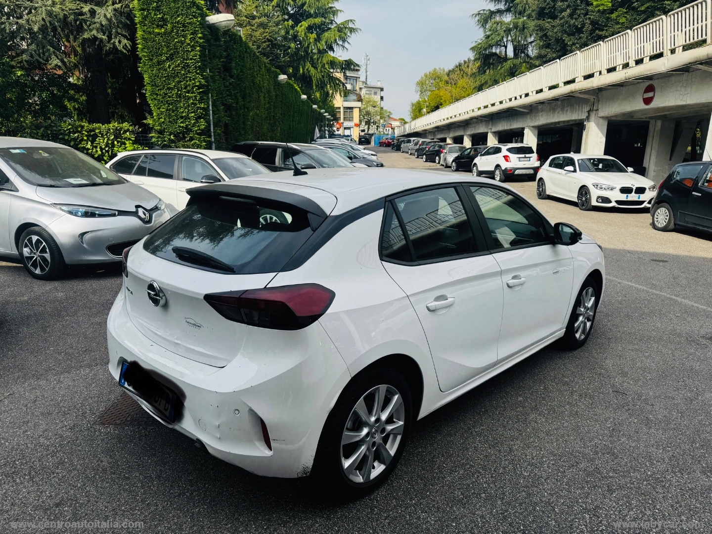 Corsa 1.5 D 100 CV Blitz Edition - immagine 4