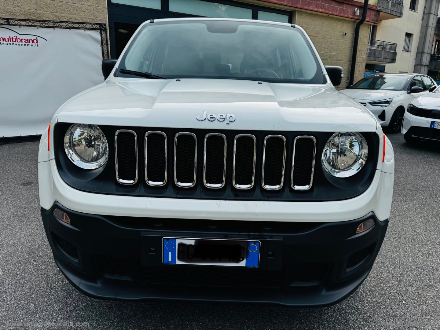 Renegade 2.0 Mjt 4WD Active Drive Sport - immagine 4