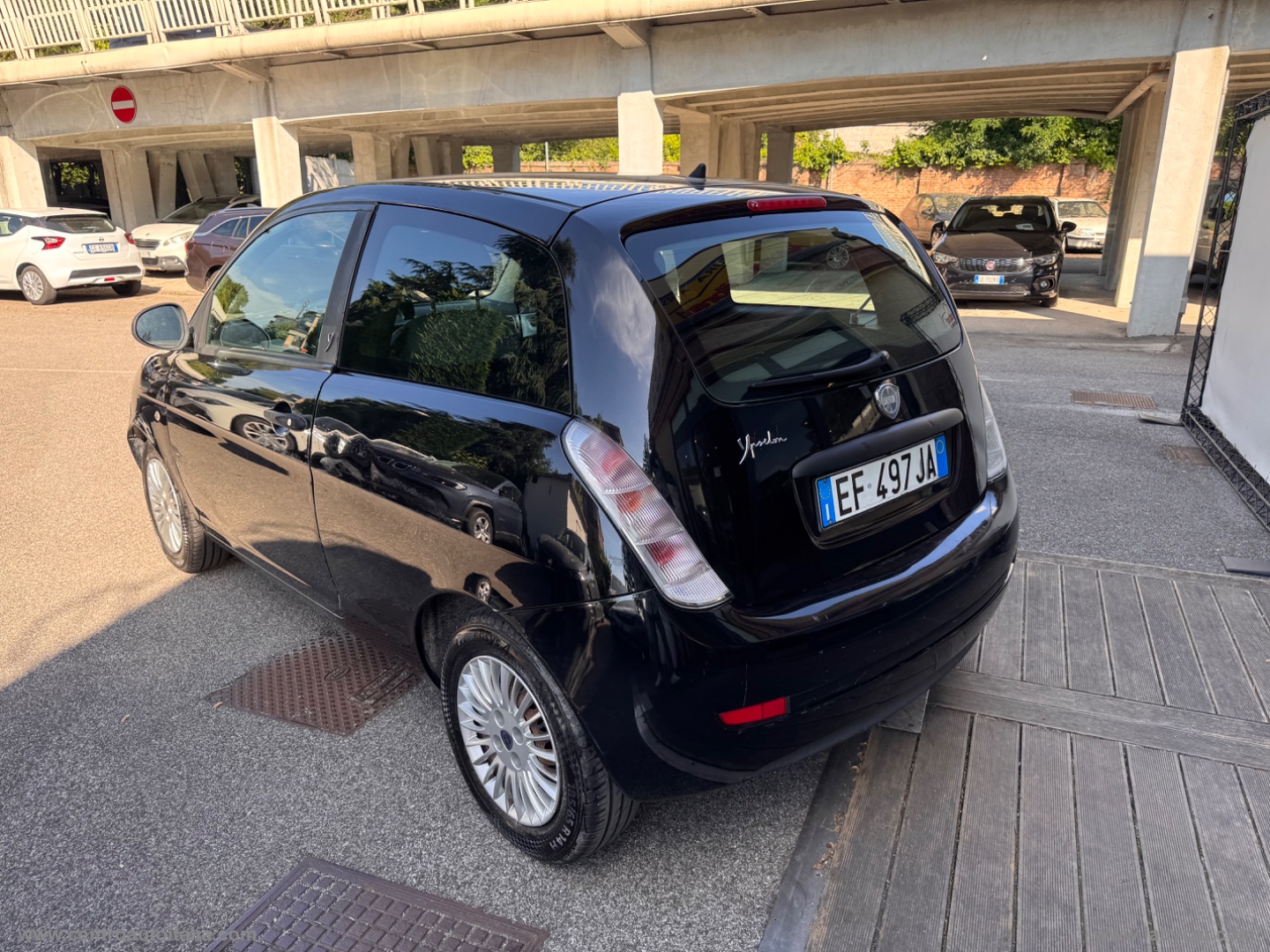 Ypsilon 1.2 Argento - immagine 4