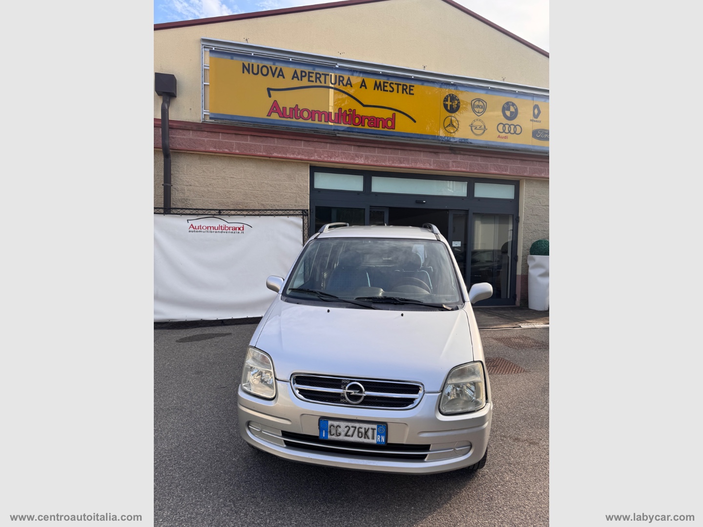 Agila 1.0 12V Comfort - immagine 4
