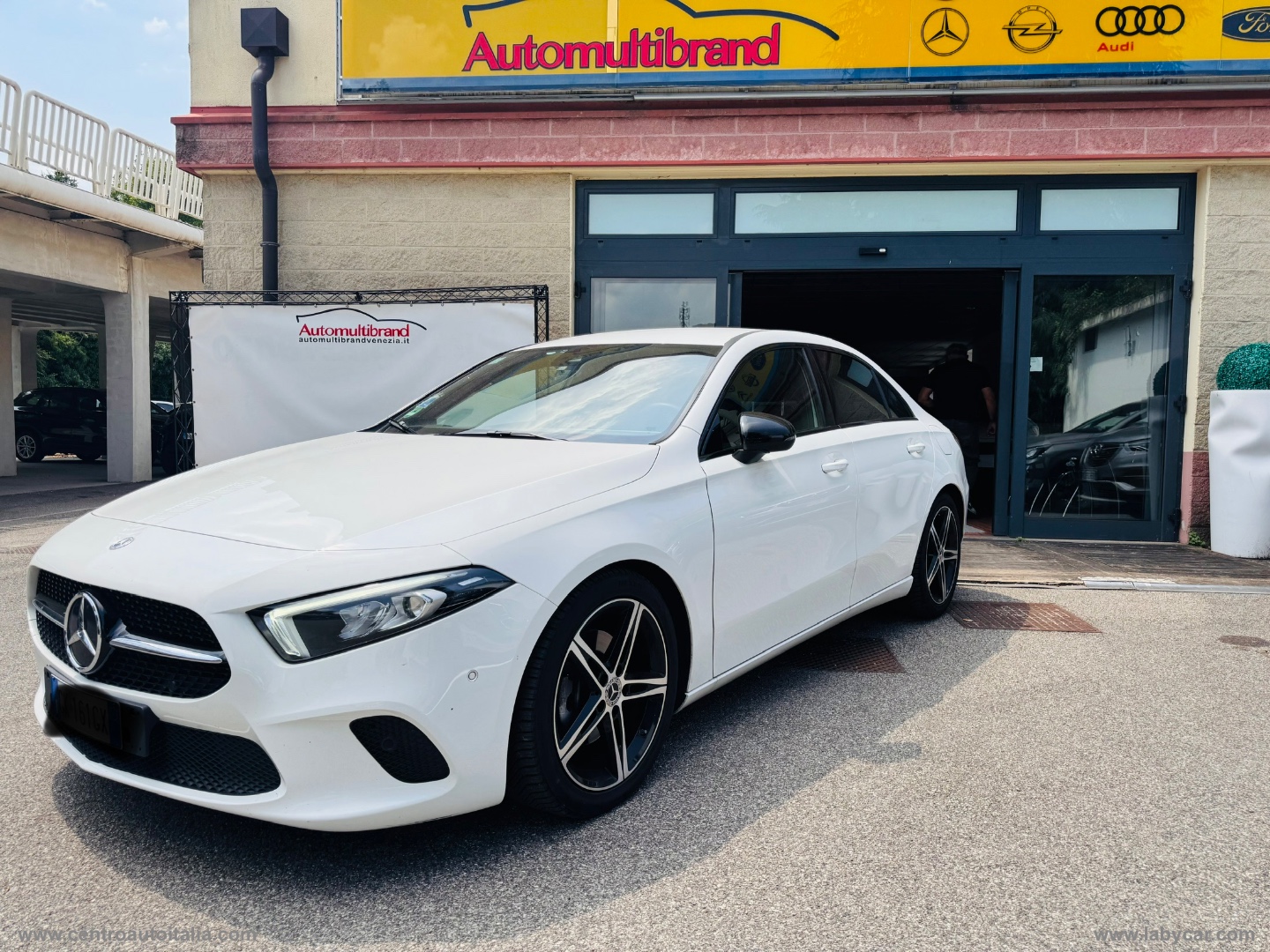 A 180 d Automatic 4p. Premium - immagine 4
